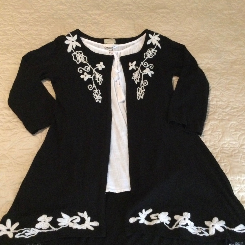 Black and White Floral Embroidered